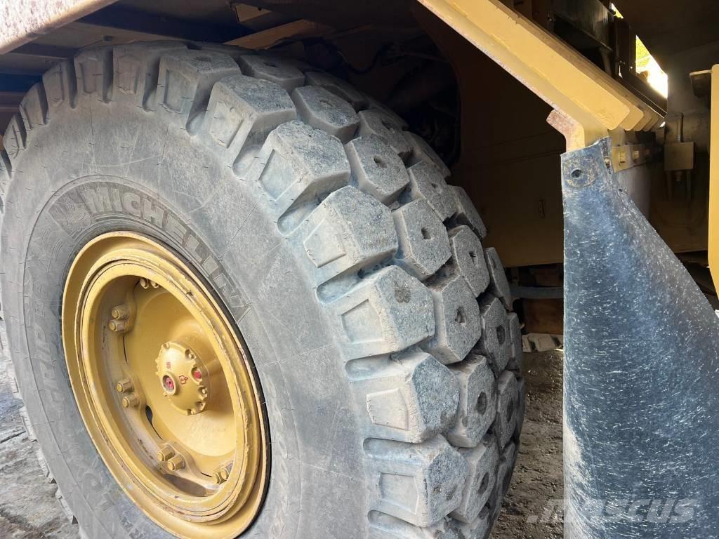 CAT 775 F Kruti damperi