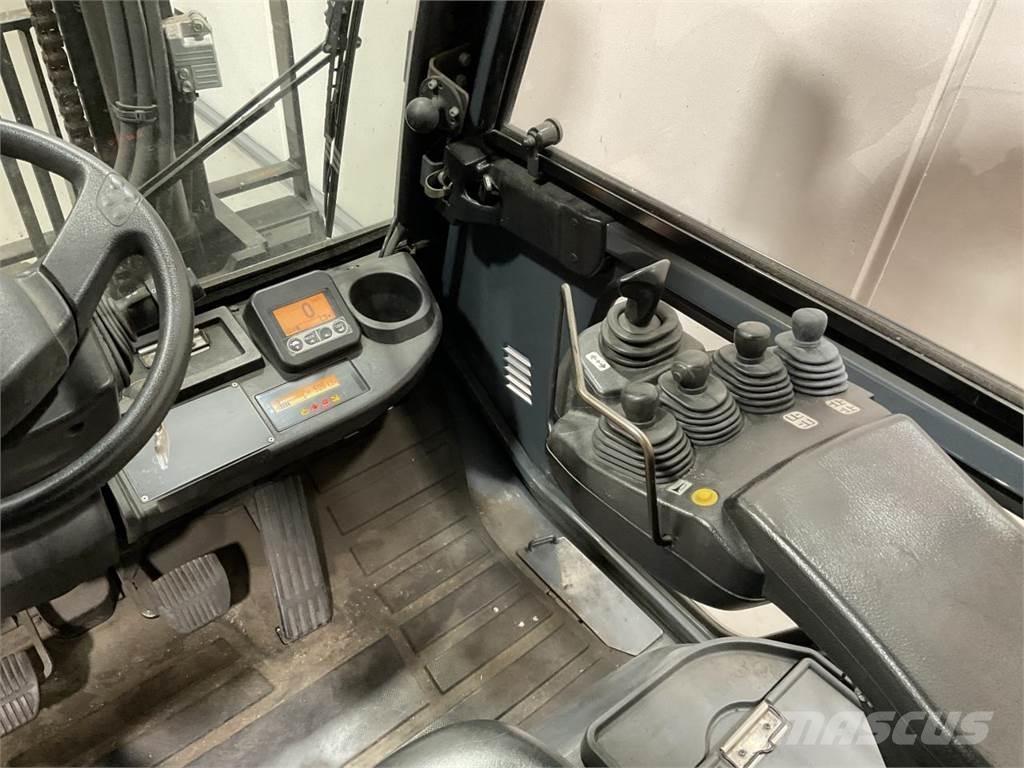 Toyota 40-8FD40N Dizelski viljuškari