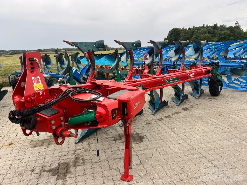 Kverneland 2500S Plugovi obrtači