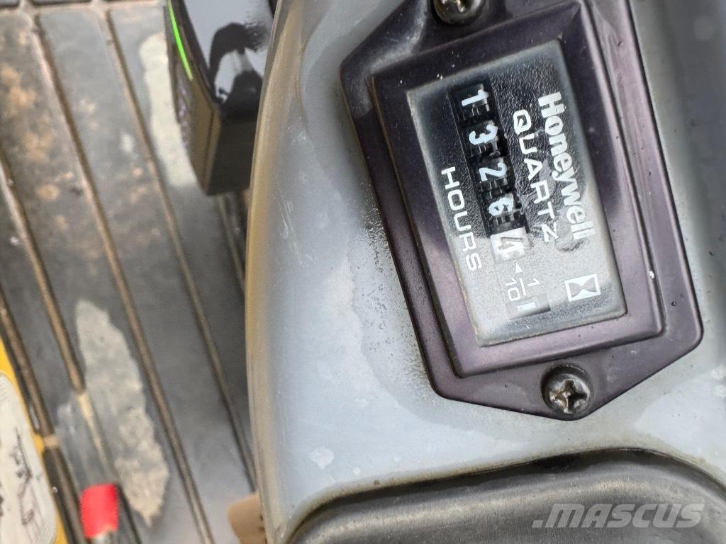 Yanmar SV08 (AH814) Mini bageri < 7t