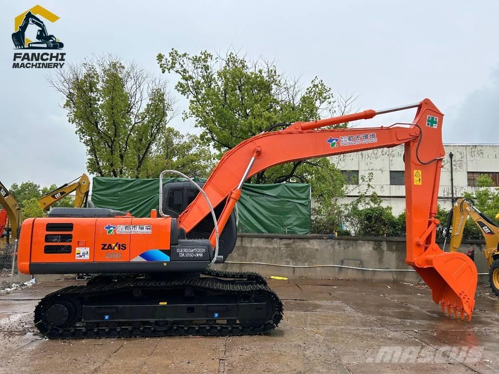 Hitachi 210LC Bageri guseničari