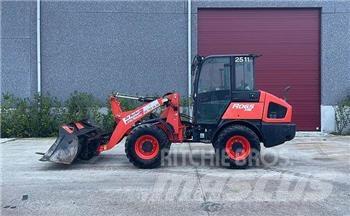 Kubota R065 Utovarivači na točkove