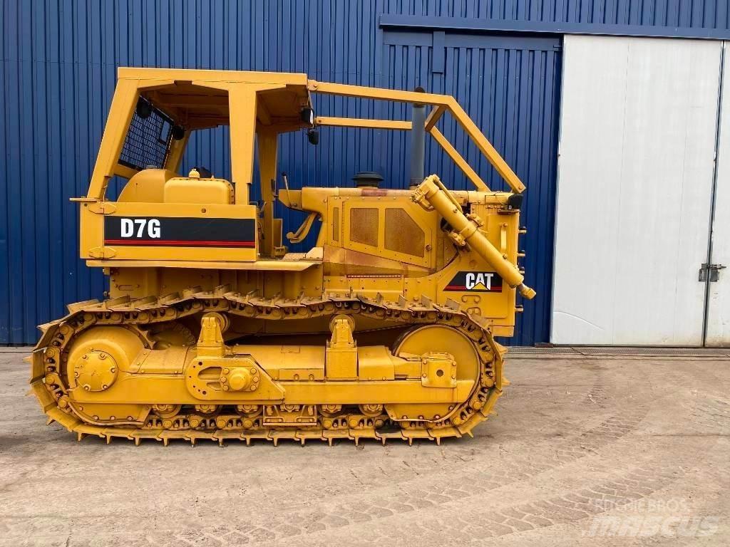 CAT D 7 G Buldožeri guseničari