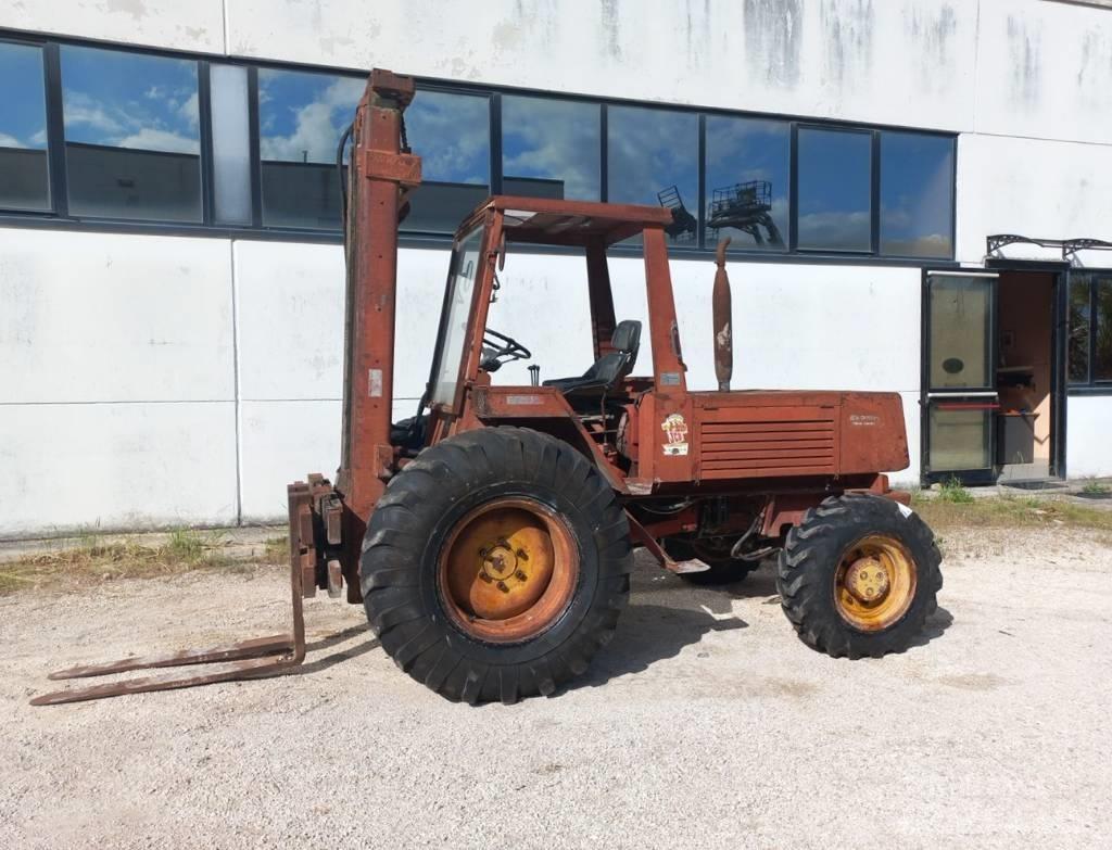 Manitou 4RM30G Dizelski viljuškari