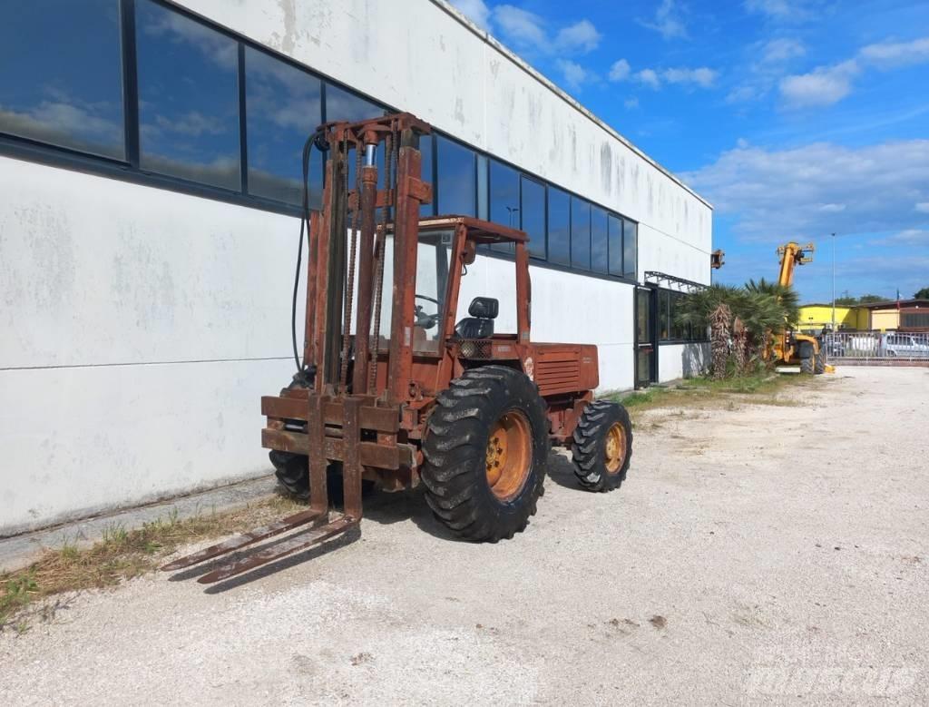 Manitou 4RM30G Dizelski viljuškari