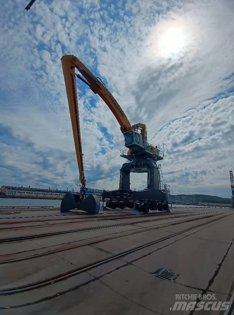 Liebherr LH 150 M Bageri za prenos primarnih/sekundarnih sirovina