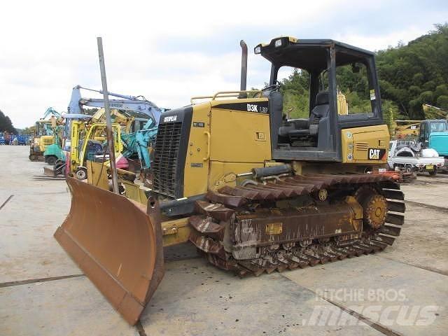 CAT D3KLGP Buldožeri guseničari