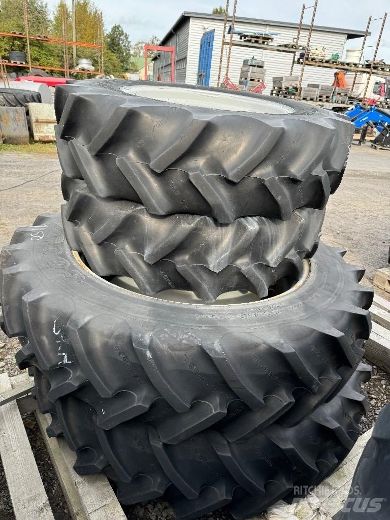 Goodyear 13.6R38 Gume, točkovi i felne