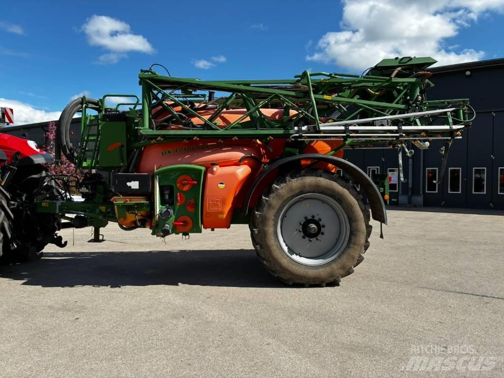 Amazone UX 4200 Vučene prskalice