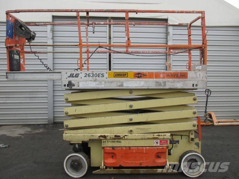 JLG 2630 ES Makazaste platforme