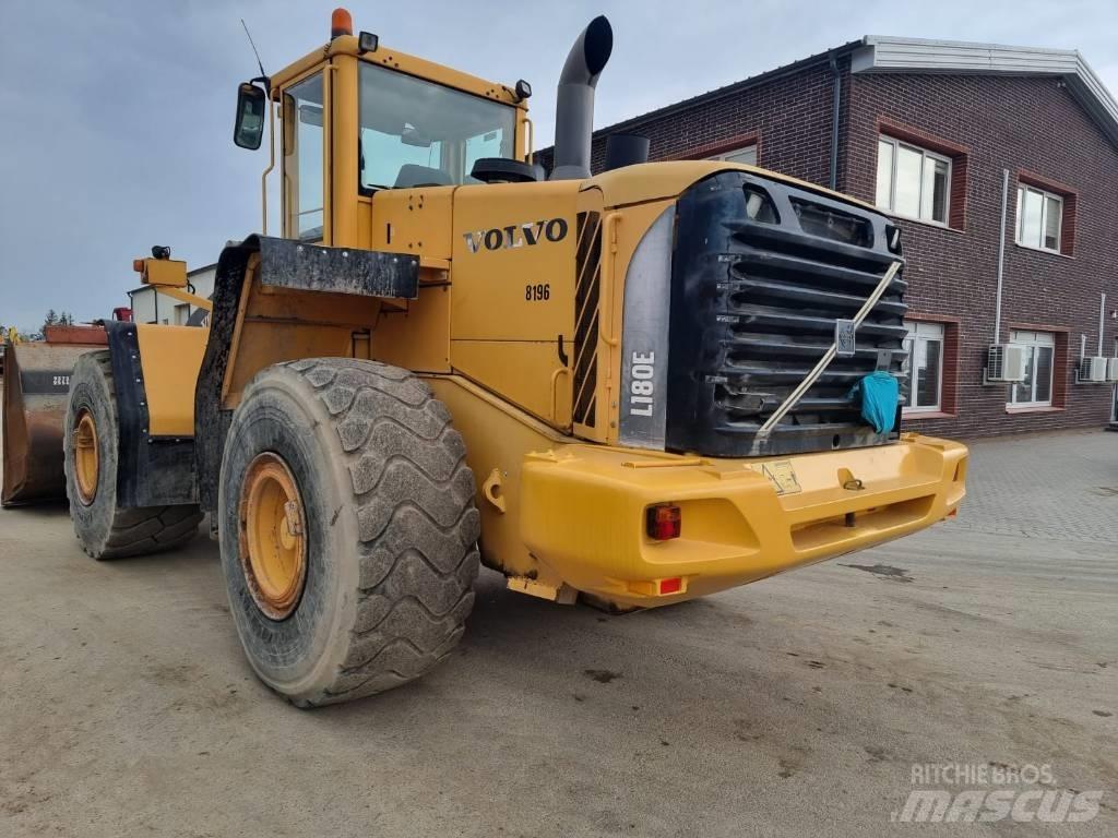 Volvo L 180 E Utovarivači na točkove