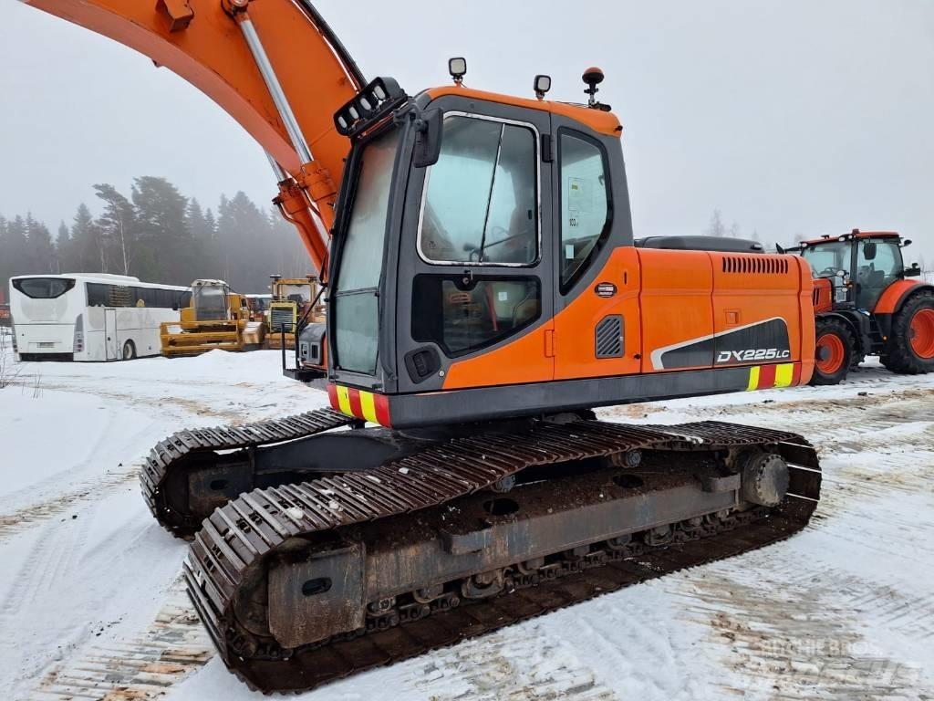 Doosan DX 225 LC Bageri guseničari