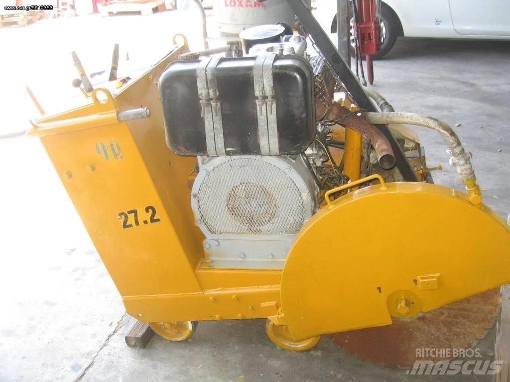 Hanix 600 xil Dodaci mašinama za asfalt