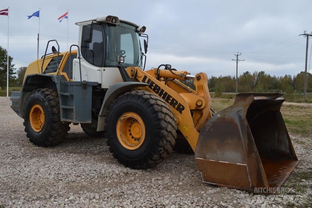Liebherr 556 2plus2 Mašine za nošenje alata