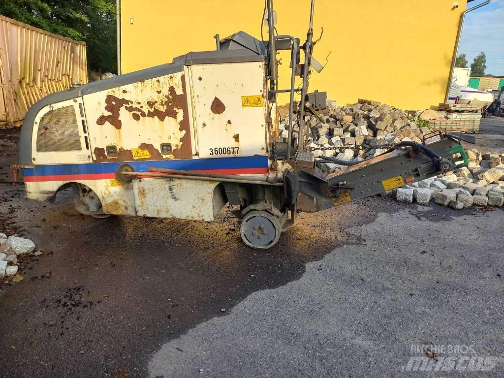 Wirtgen W 35 DC Mašine za reciklažu asfalta