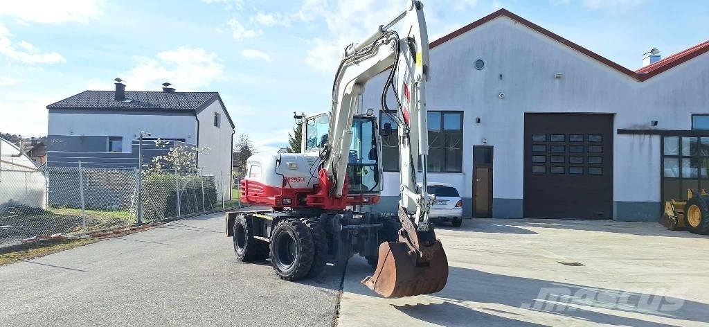 Takeuchi TB 295 W Bageri točkaši
