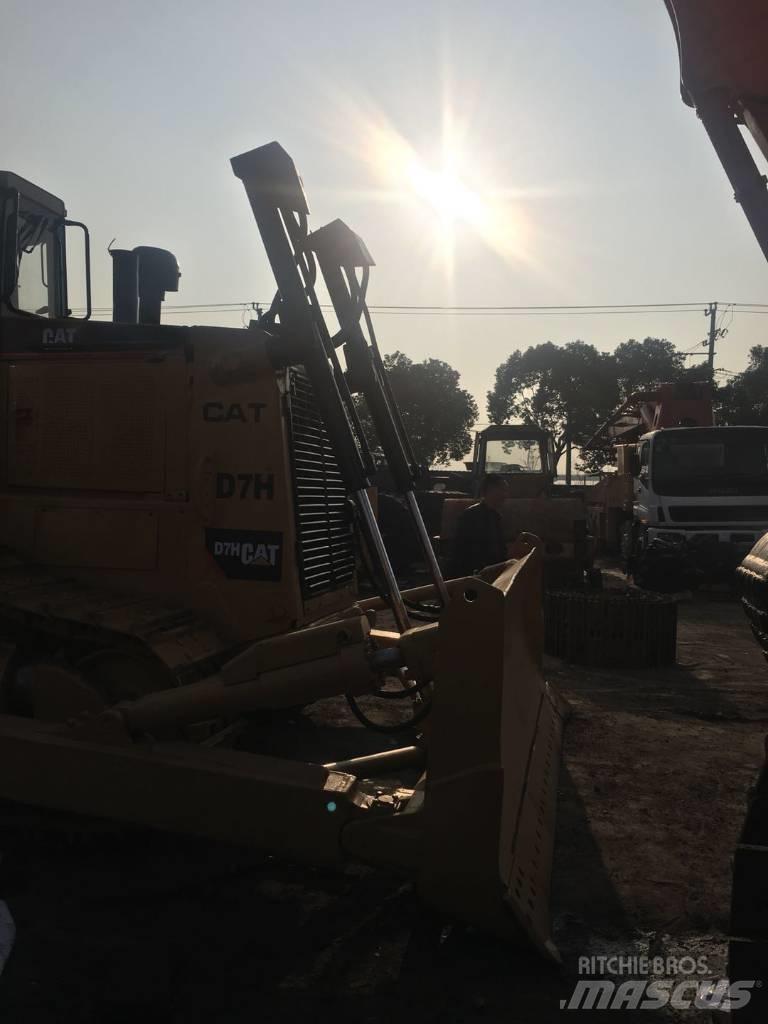CAT D 7  H Buldožeri guseničari