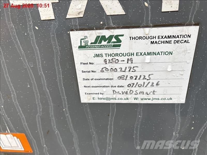 SkyJack SJ 9250 RT Makazaste platforme