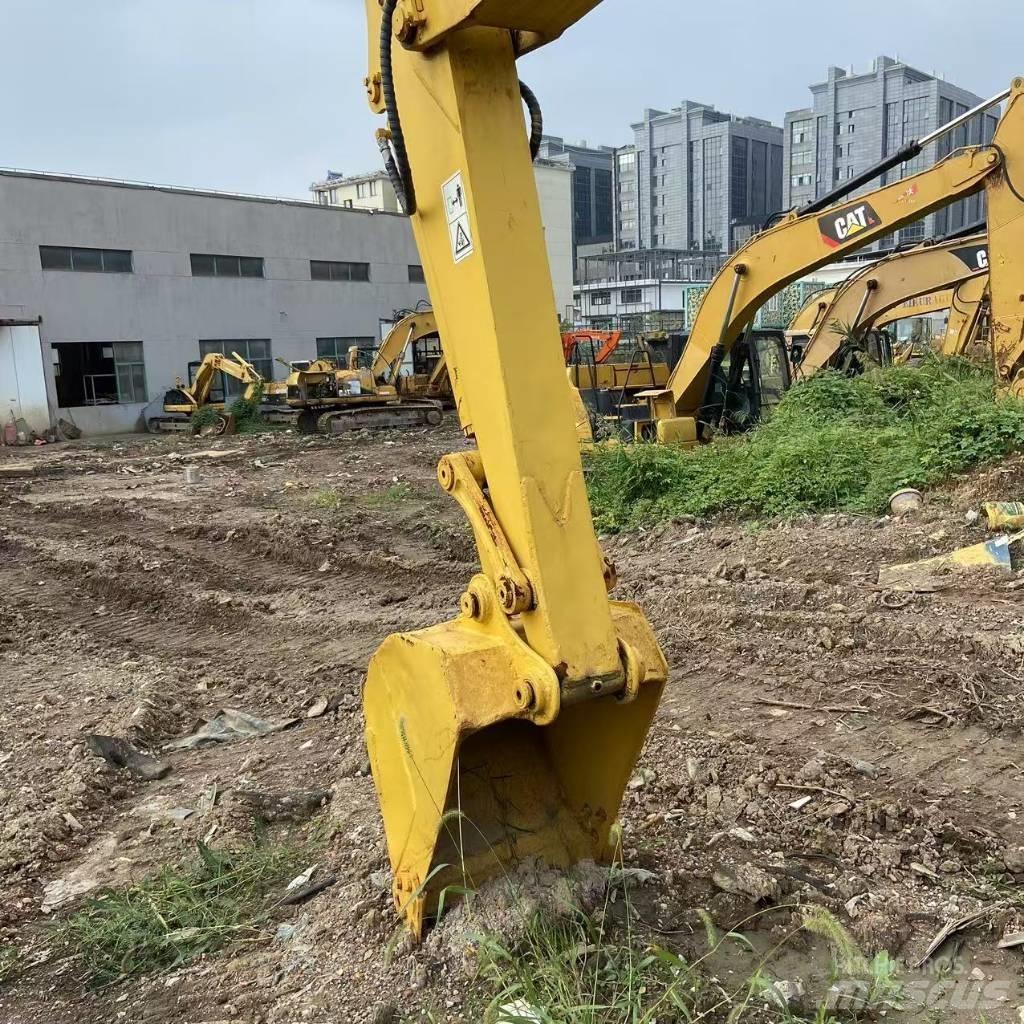 Komatsu PC 60 Bageri guseničari