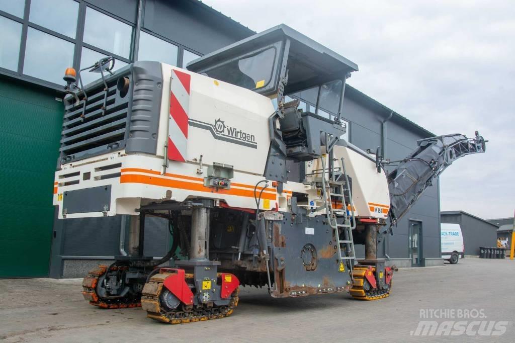 Wirtgen W150 Freze za asfalt