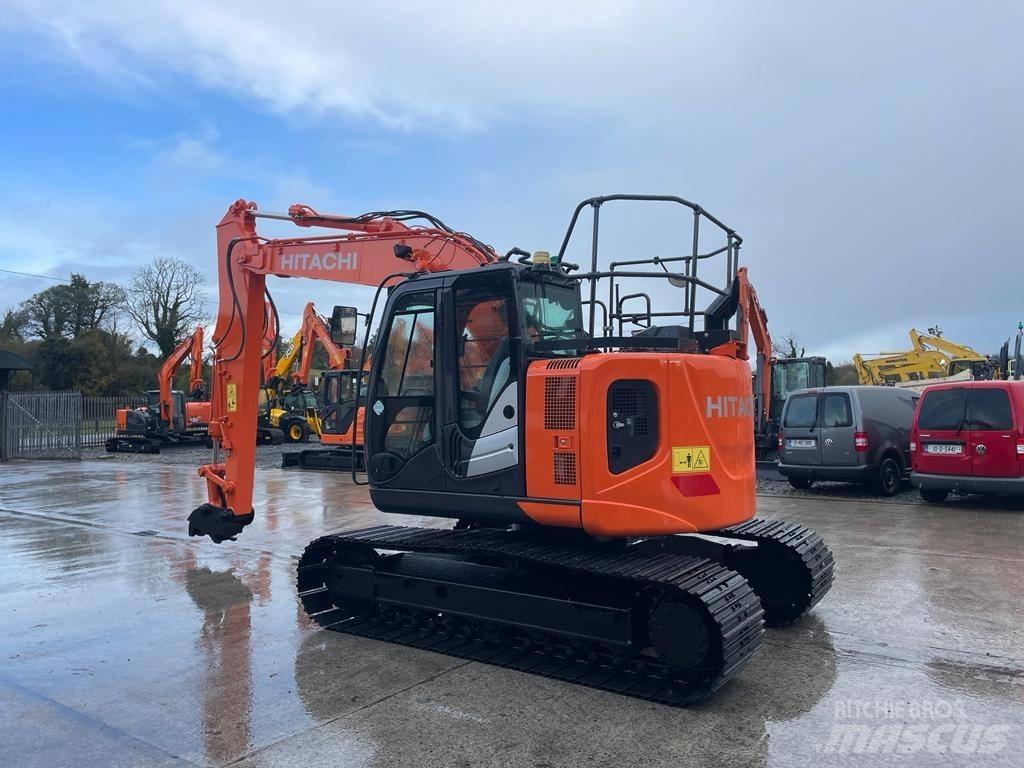 Hitachi ZX 135 US-6 Bageri guseničari