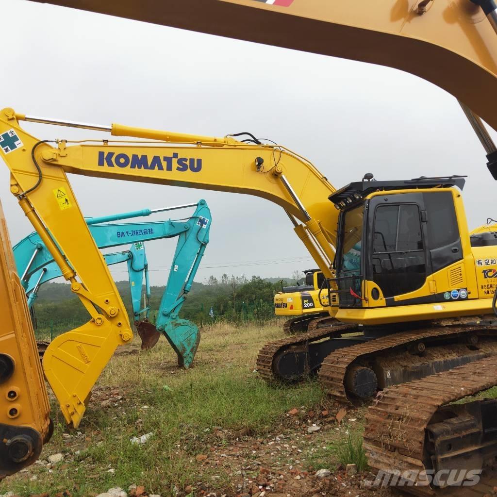 Komatsu PC200-8 Bageri guseničari