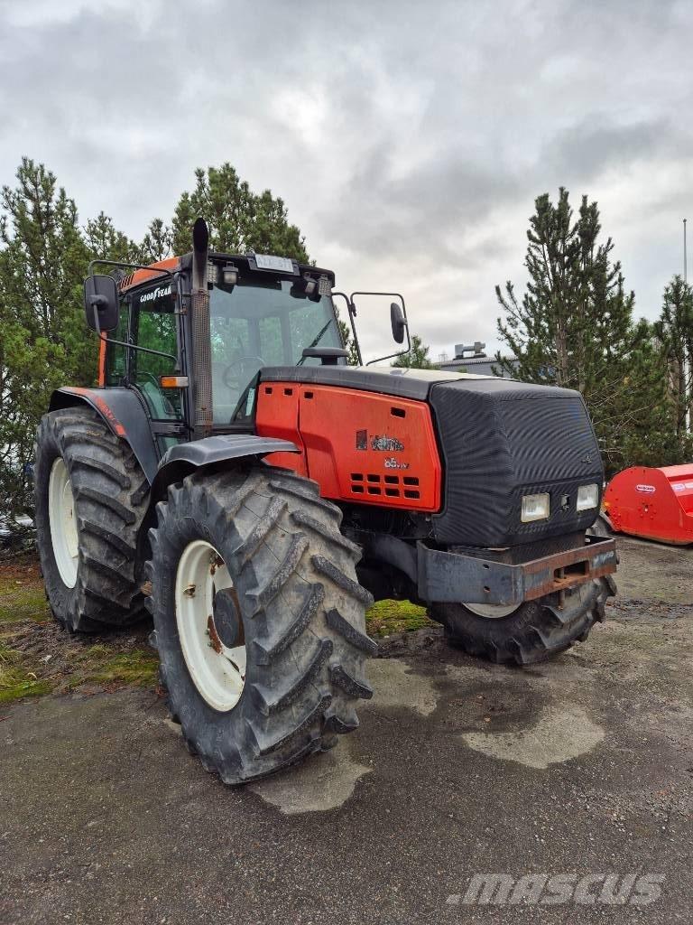 Valtra 8550 Traktori