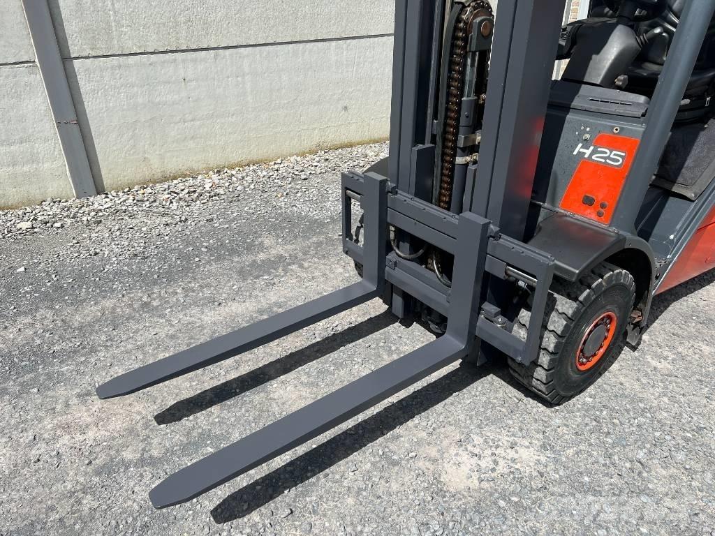 Linde H25D-01 Dizelski viljuškari