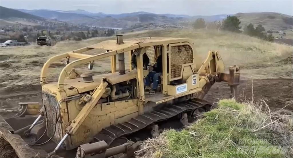 CAT D8H Buldožeri guseničari