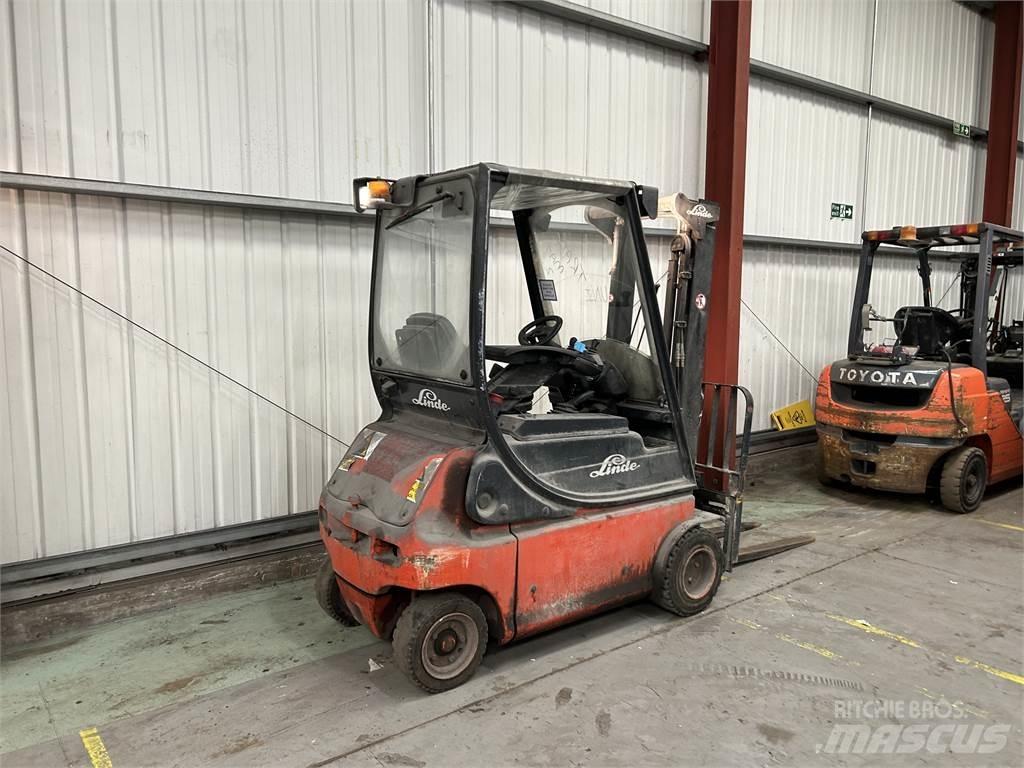 Linde E18P-02 Električni viljuškari