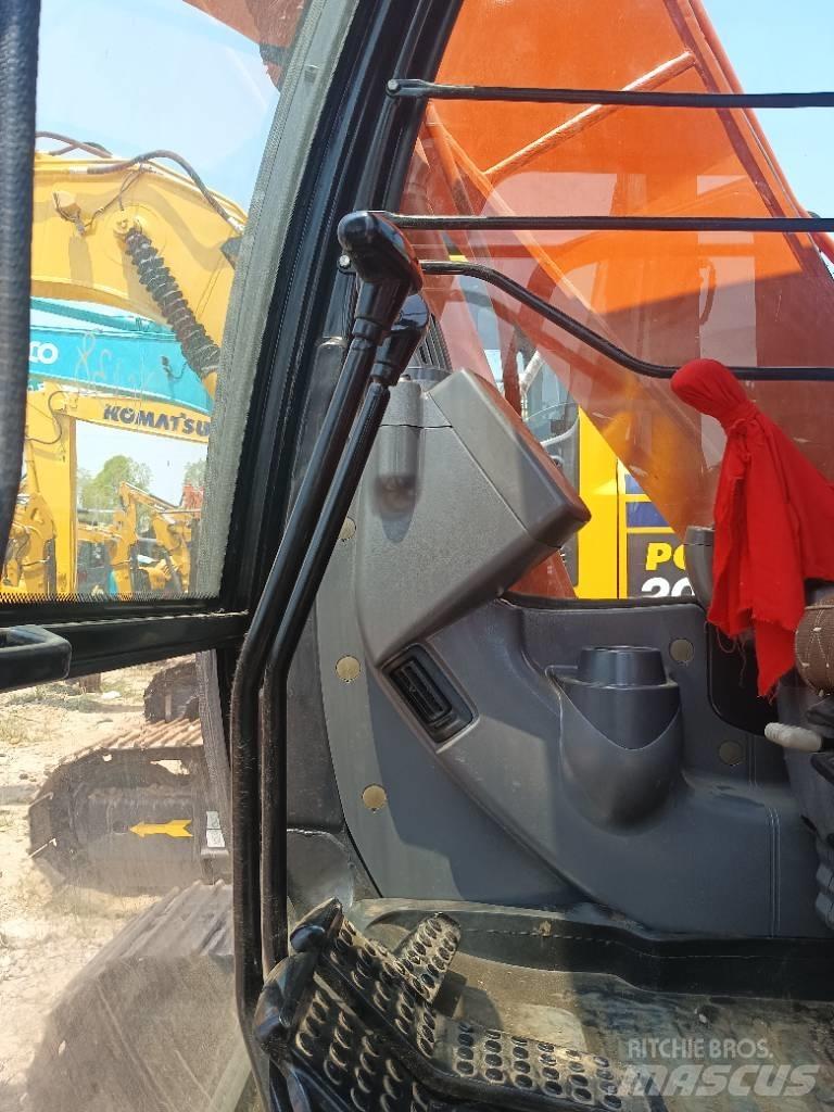Hitachi ZX 120 Bageri guseničari