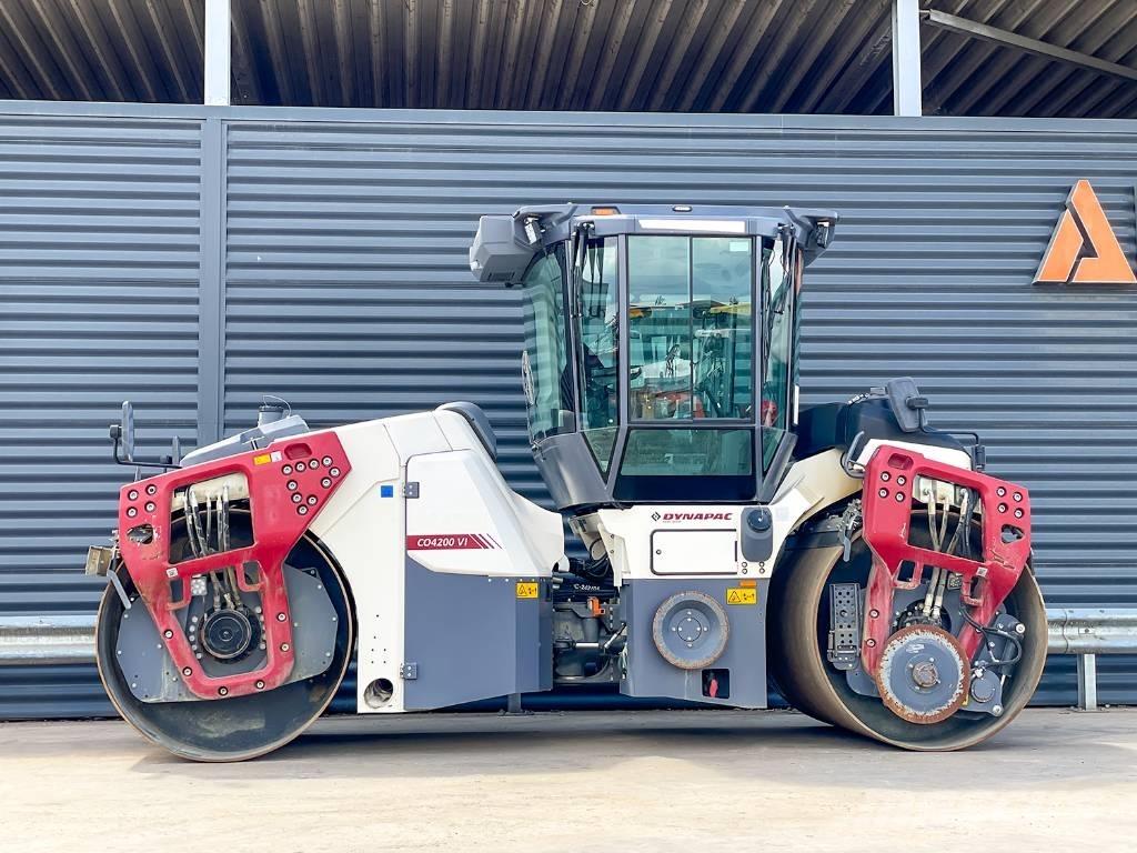 Dynapac CO4200 VI Valjci sa duplim bubnjem