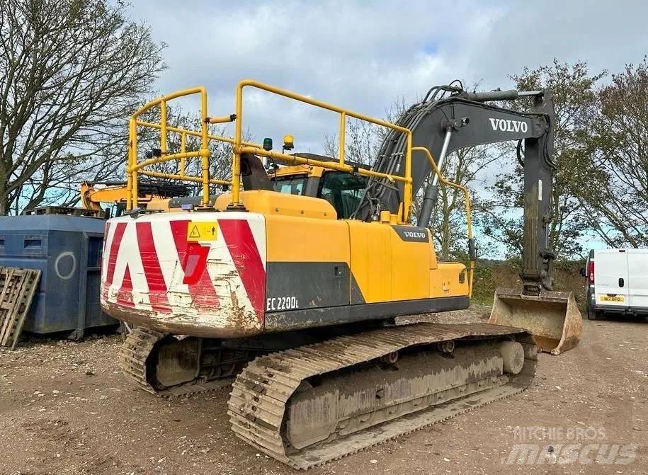 Volvo EC 220 DL Bageri guseničari