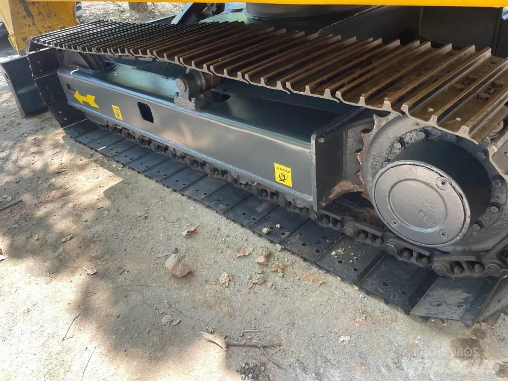 Komatsu PC70-8 Bageri guseničari