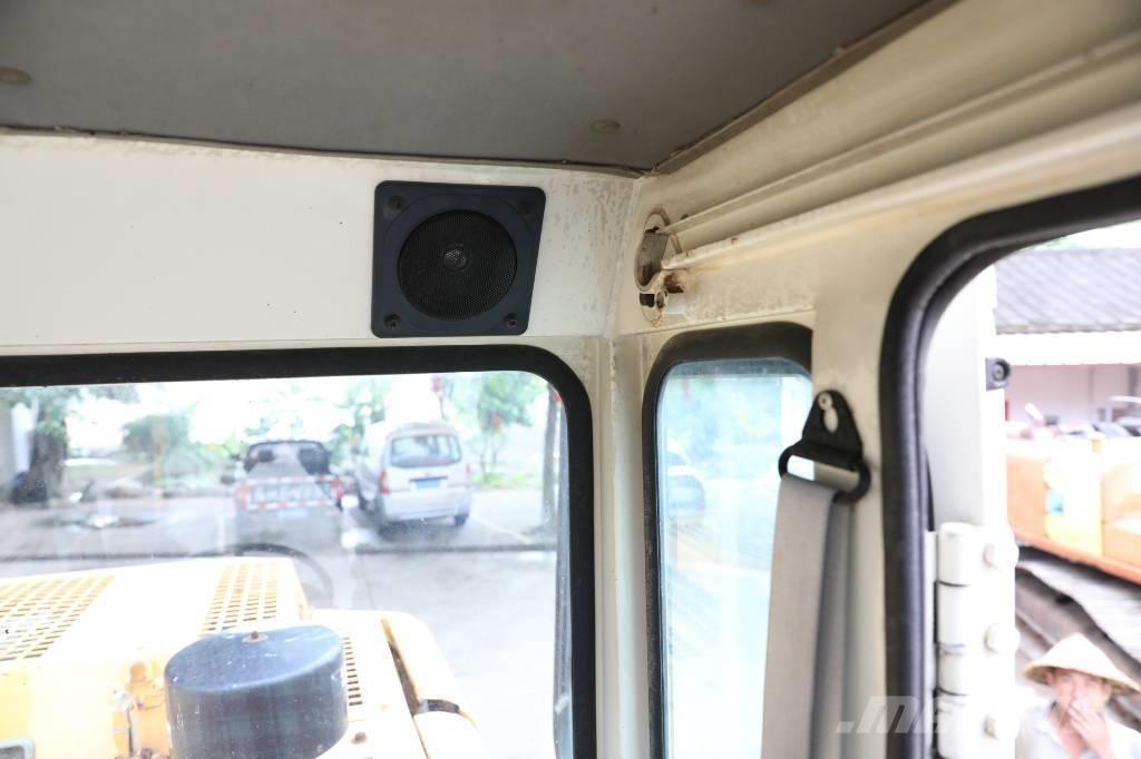 Hyundai Robex 130 W Bageri točkaši