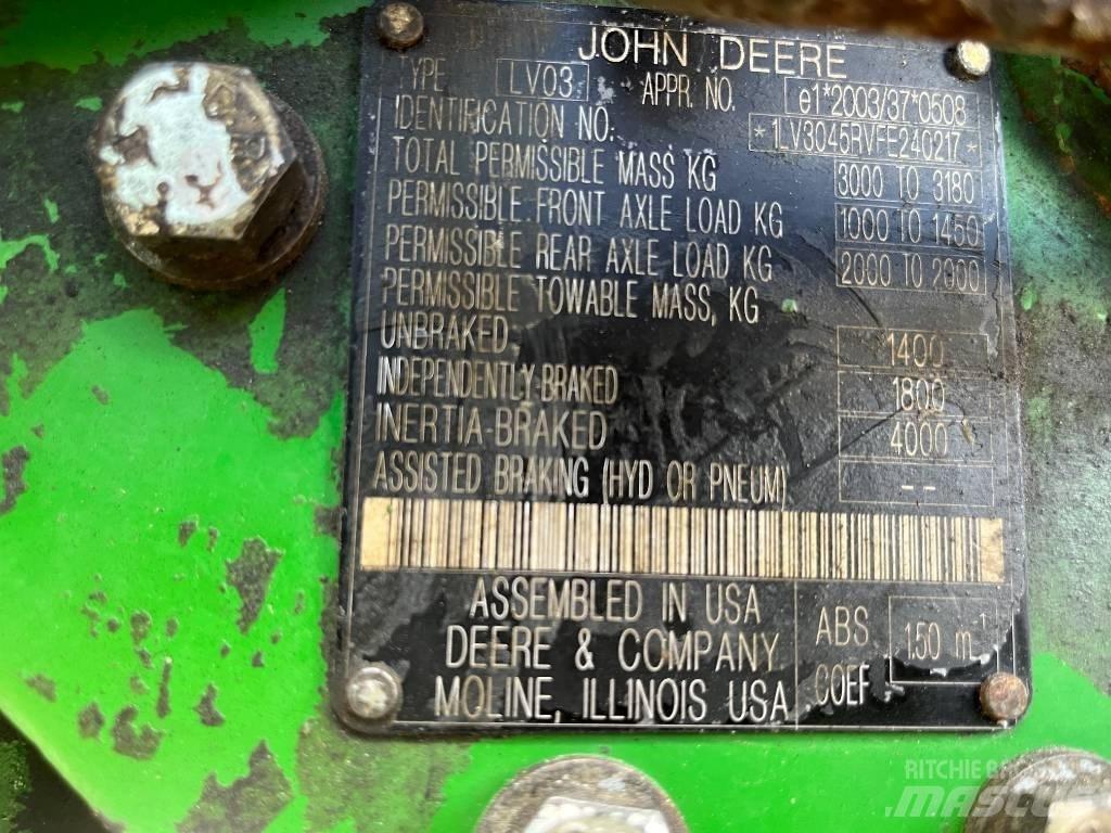 John Deere 3045 R Manji traktori