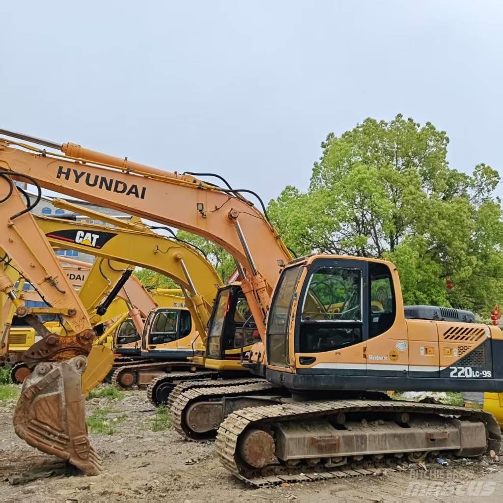 Hyundai Robex 220-9 Bageri guseničari