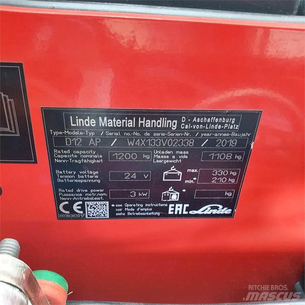 Linde D12AP Ručni električni viljuškar