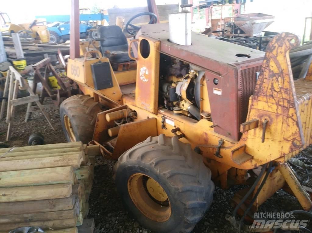 CASE 660 Rovokopači freze za kanale Trenčeri