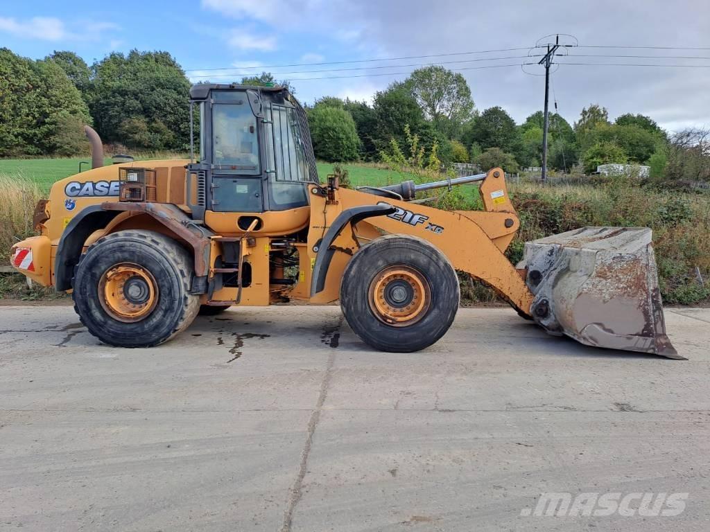 CASE 821 FXR Utovarivači na točkove