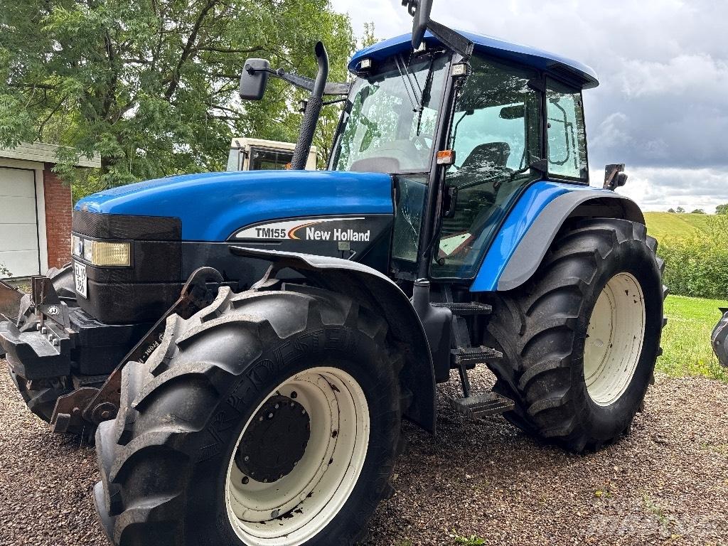 New Holland TM 155 Traktori