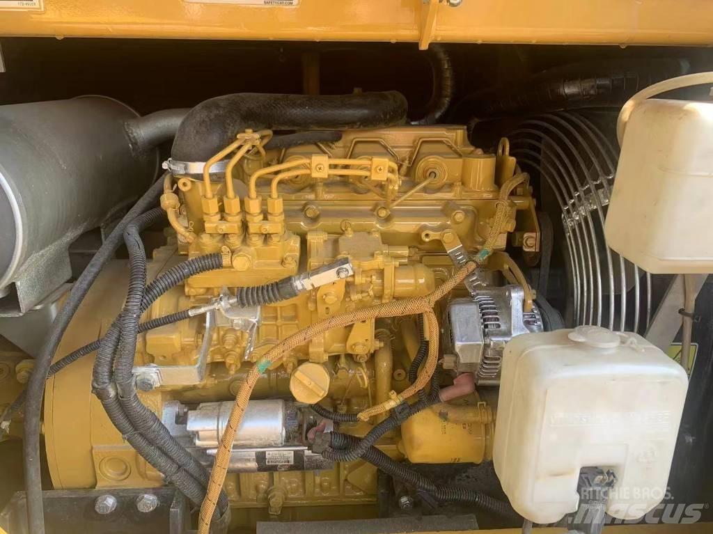 CAT 307E Bageri guseničari