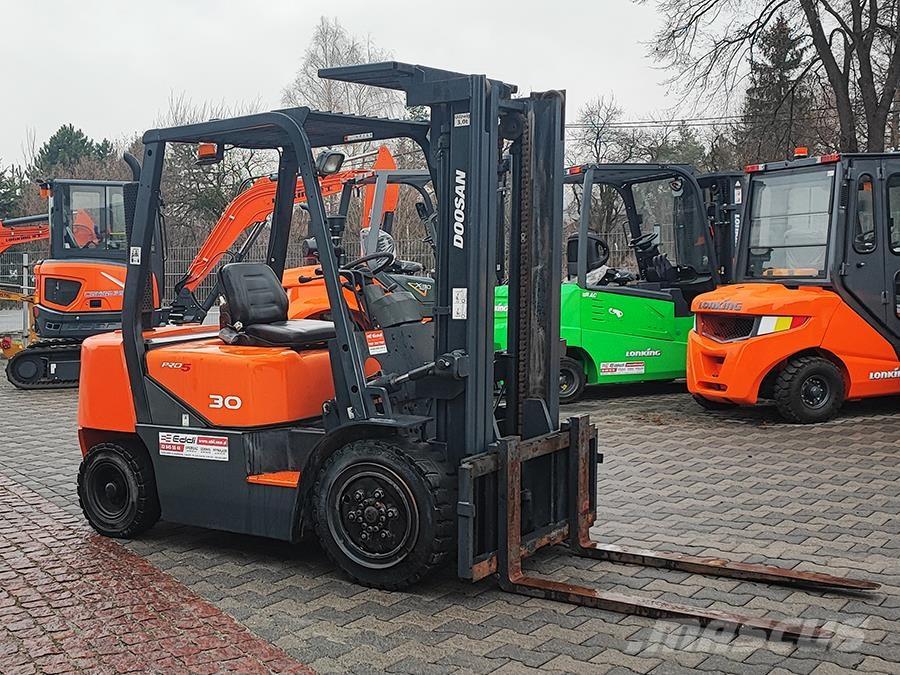 Doosan D30G Dizelski viljuškari
