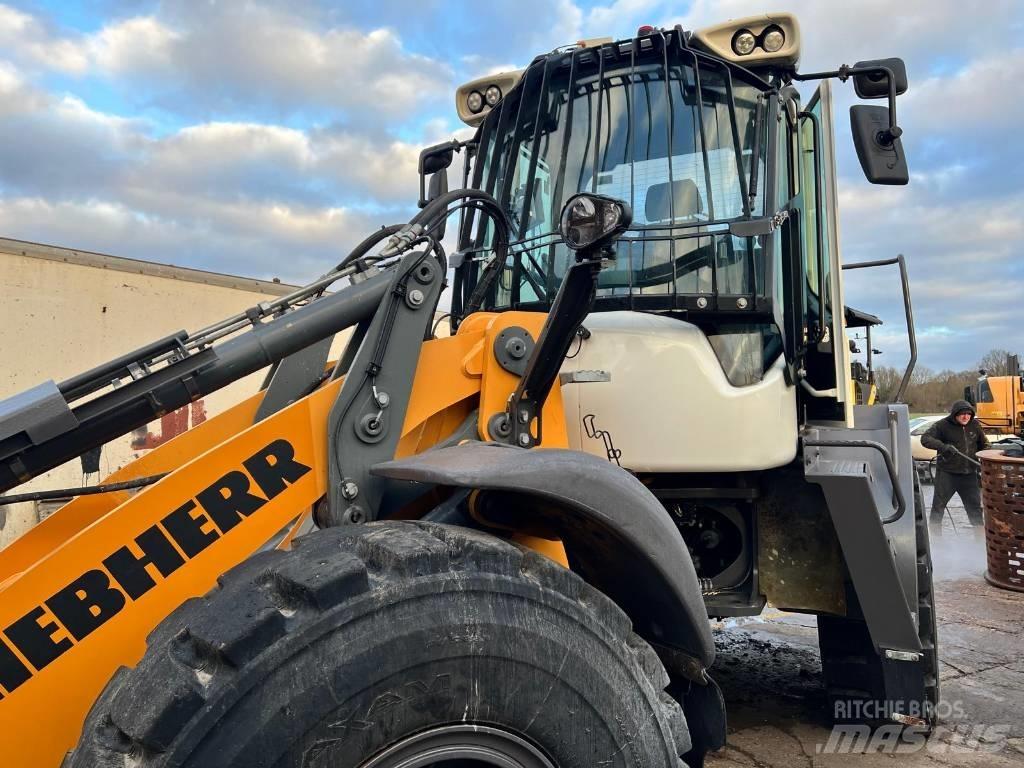 Liebherr L546 Utovarivači na točkove
