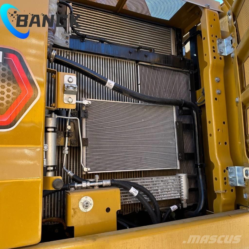 CAT 323 Bageri guseničari