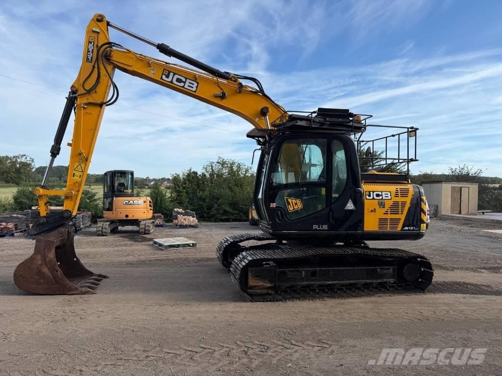 JCB JS 131 Bageri guseničari