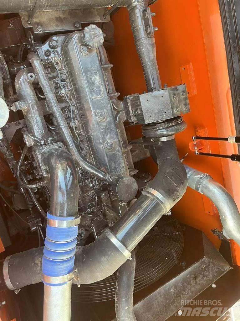 Doosan DX225LC-9C Bageri guseničari