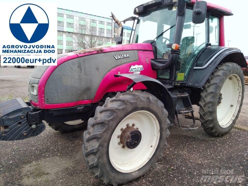 Valtra T 151 E Traktori