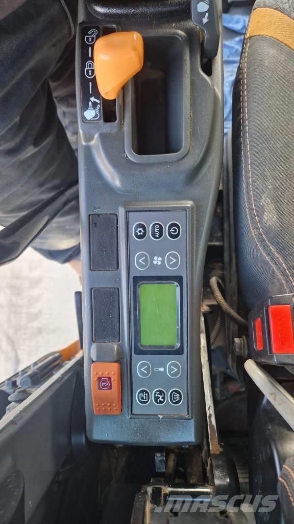 CASE CX 130 D Bageri guseničari