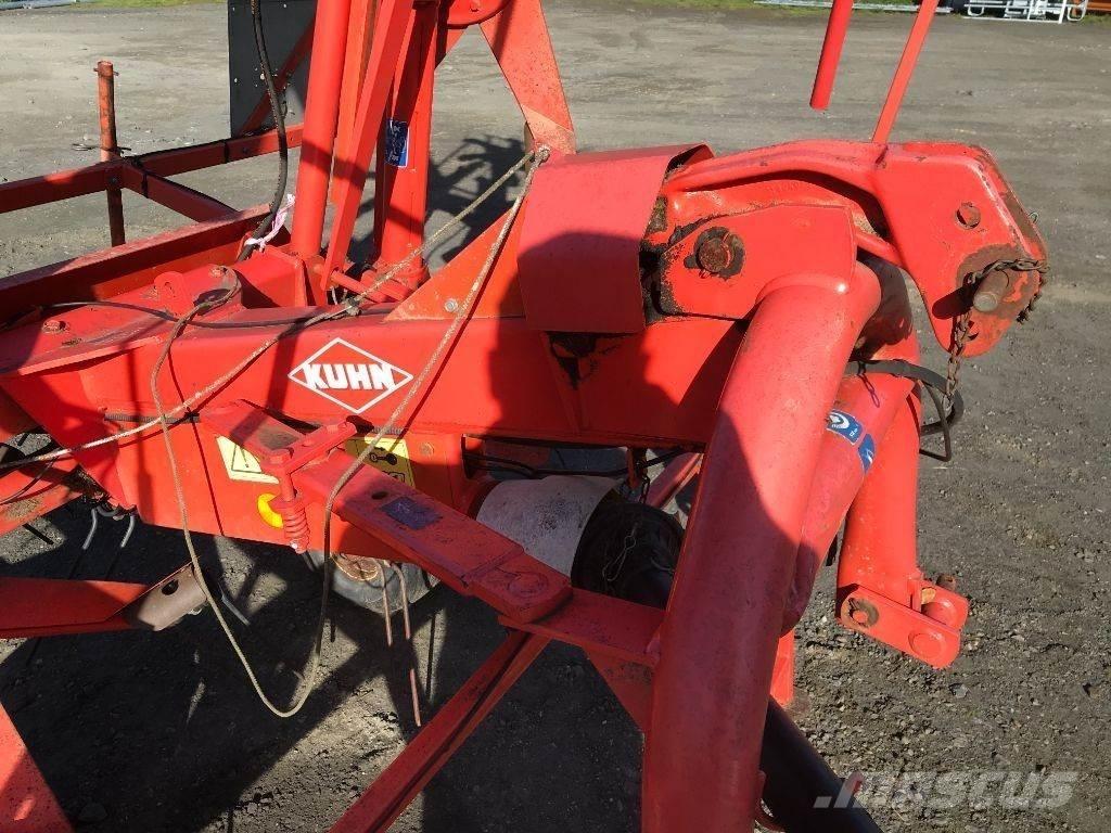 Kuhn GF 6401 MH Okretači i sakupljači sena